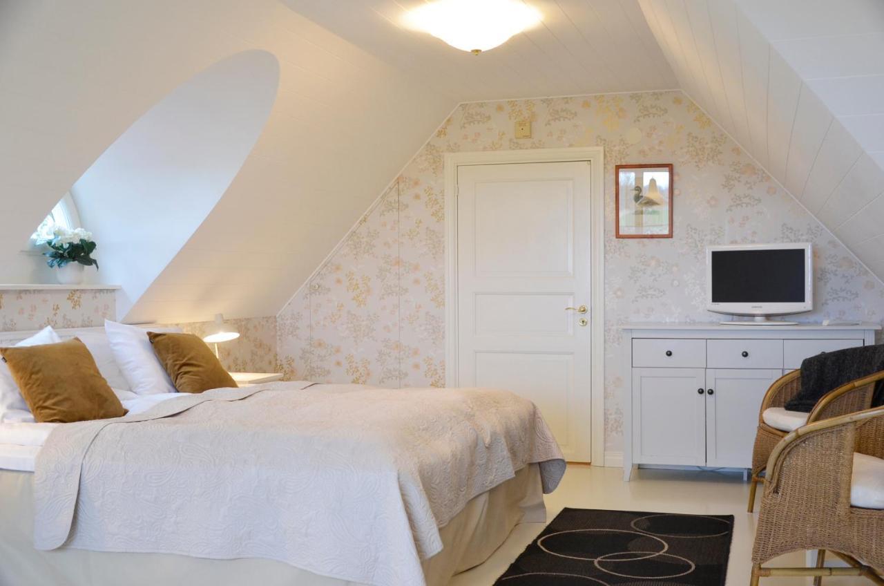Bed and Breakfast Torsborgs Gard Simrishamn Esterno foto