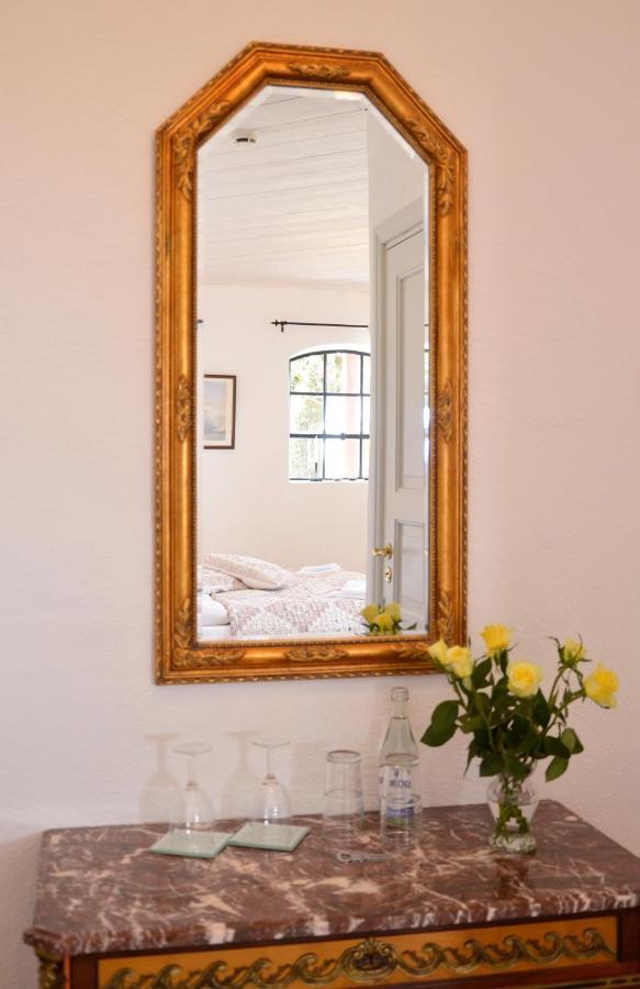 Bed and Breakfast Torsborgs Gard Simrishamn Esterno foto