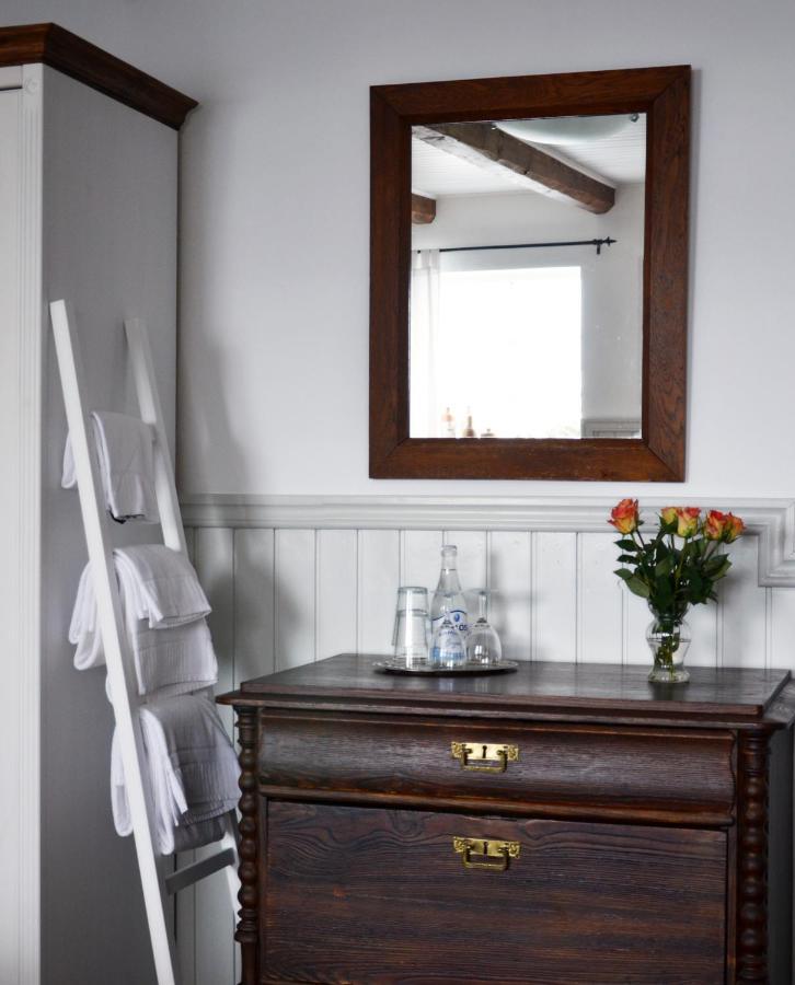 Bed and Breakfast Torsborgs Gard Simrishamn Esterno foto