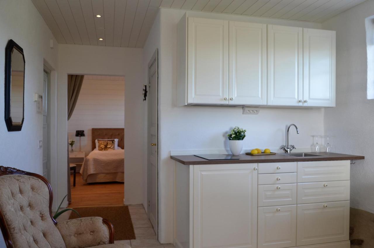 Bed and Breakfast Torsborgs Gard Simrishamn Esterno foto