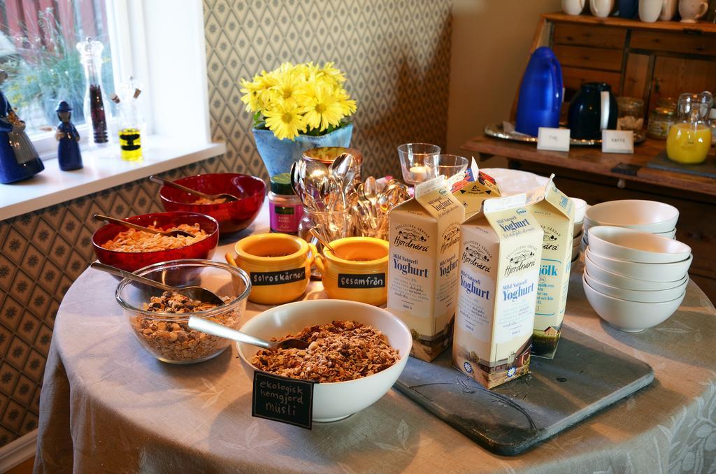 Bed and Breakfast Torsborgs Gard Simrishamn Esterno foto
