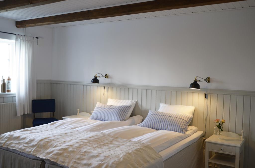Bed and Breakfast Torsborgs Gard Simrishamn Esterno foto