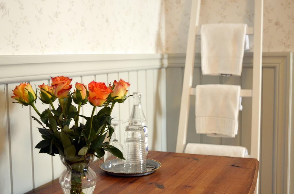 Bed and Breakfast Torsborgs Gard Simrishamn Esterno foto